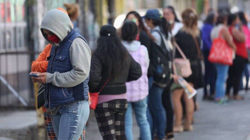 Desempleo de octubre a diciembre 2022 disminuyó 0.7%: Inegi