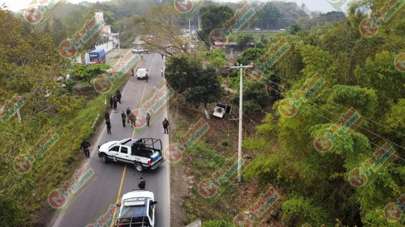 Elementos de la SSP mueren en volcadura