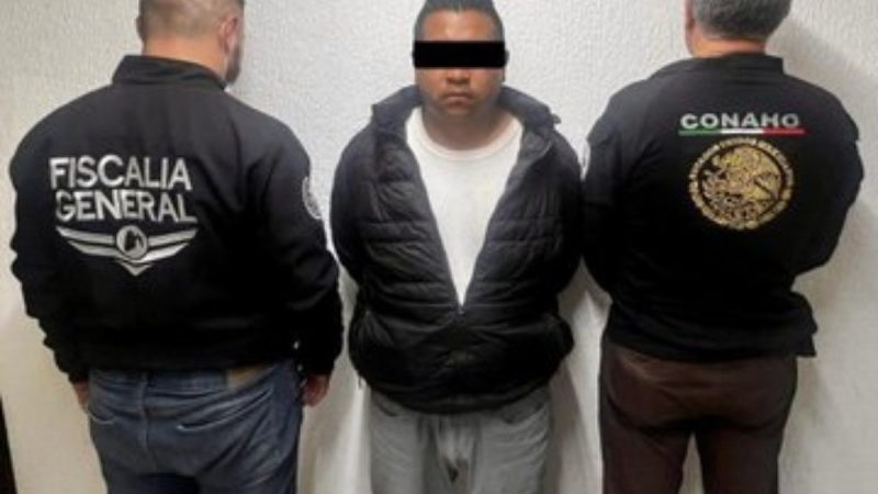 ¡Era policía! Sujeto que aventó perrito a cazo en Tecámac trabajaba en la SSC CDMX