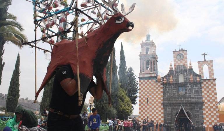 Xalitzintla, la comunidad más cercana al Popocatépetl, festeja a Santiago Apóstol