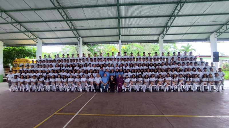 “La juventud es el presente y futuro de nuestro país” Mónica Herrera Villavicencio diputada federal del distrito 07 será madrina de generación de la escuela secundaria técnica No 62
