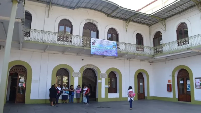 Asesinan a balazos a estudiante en su propia casa de Camerino Z. Mendoza