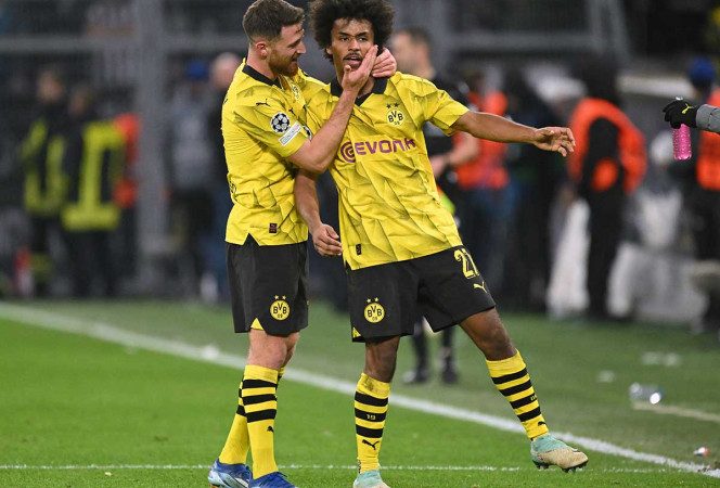Borussia Dortmund vence a Newcastle y toma oxígeno en Champions