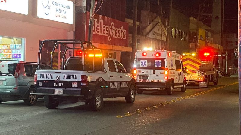 Incendio arrasa con comercio de la zona centro