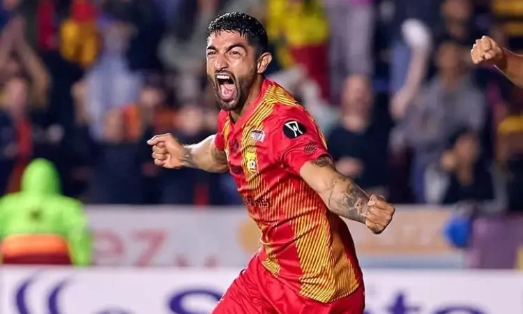 Mexicano es campeón en Costa Rica y se marcha a Guatemala