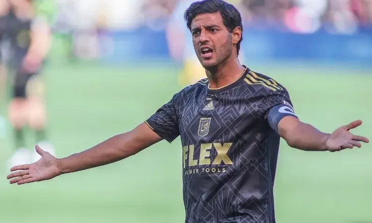 Casa de Carlos Vela se quema por los incendios en Los Ángeles