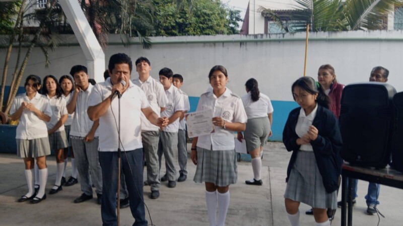 Reconocimiento a la Alumna Vanessa Gissel Castillo Rojas