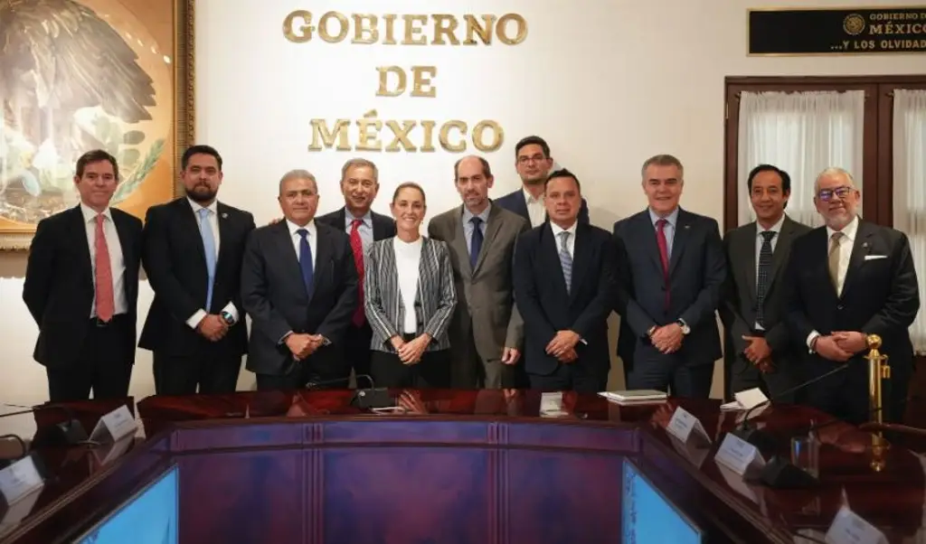 Sheinbaum pacta con fabricantes para acordar precios accesibles de Vivienda para el Bienestar