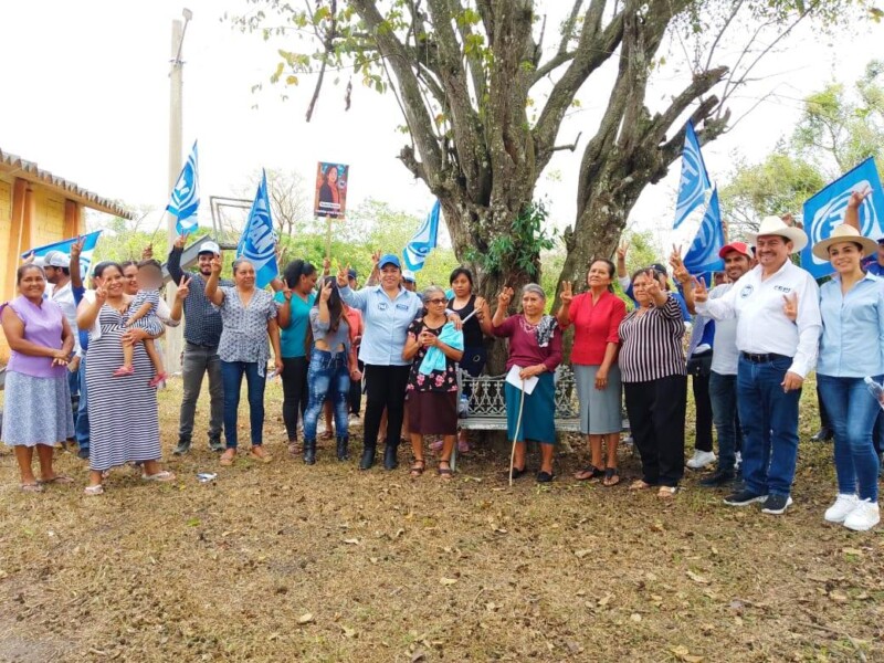 Las comunidades respaldan a Tere Herrera