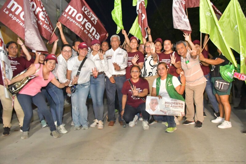 ‘Río de gente’ acompaña a Mode, ahora en más colonias de Martínez