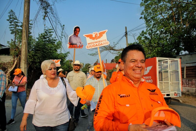 Ángel Belli recorre Lomas, crece la Fuerza Naranja
