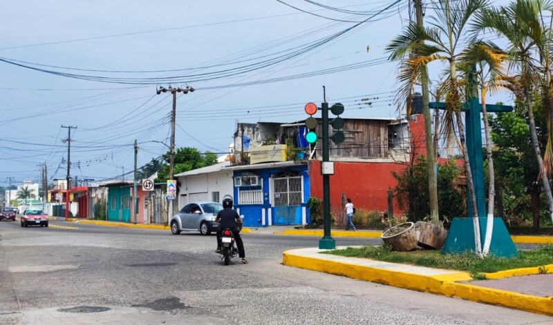 Sigue la reparación de semáforos en la ciudad