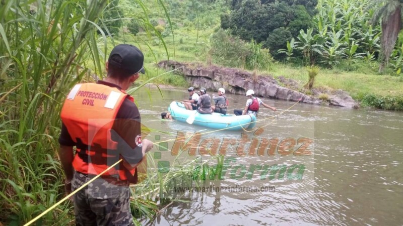 Jóvenes pierden la vida en la cascada de Tomata