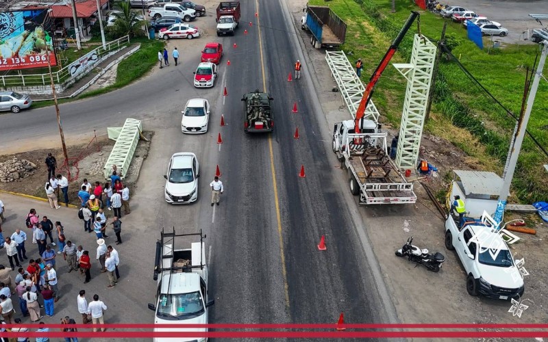 Inicia construcción del Arco de bienvenida a Martínez