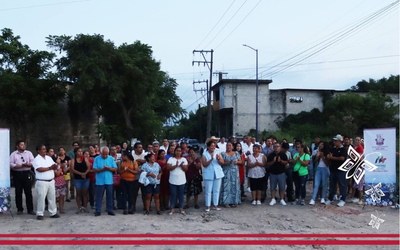 Entrega alcaldesa Alfa Citlalli obra de alumbrado público en Colonia Las Vegas