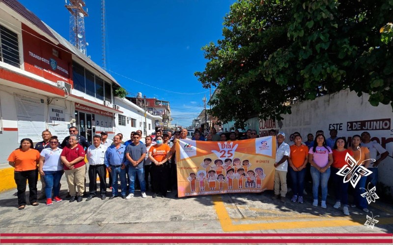 Conductores de transporte público se suman al Día Naranja
