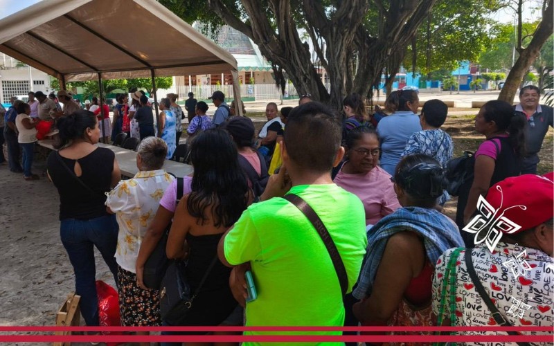 Apoya química Alfa Citlalli programa de Liconsa en Villa Independencia