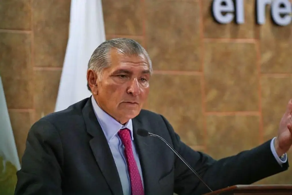 Adán Augusto López niega que acusaciones en su contra sean por ‘fuego amigo’