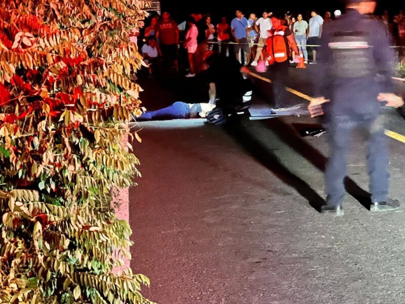 Joven mujer muere en accidente de moto