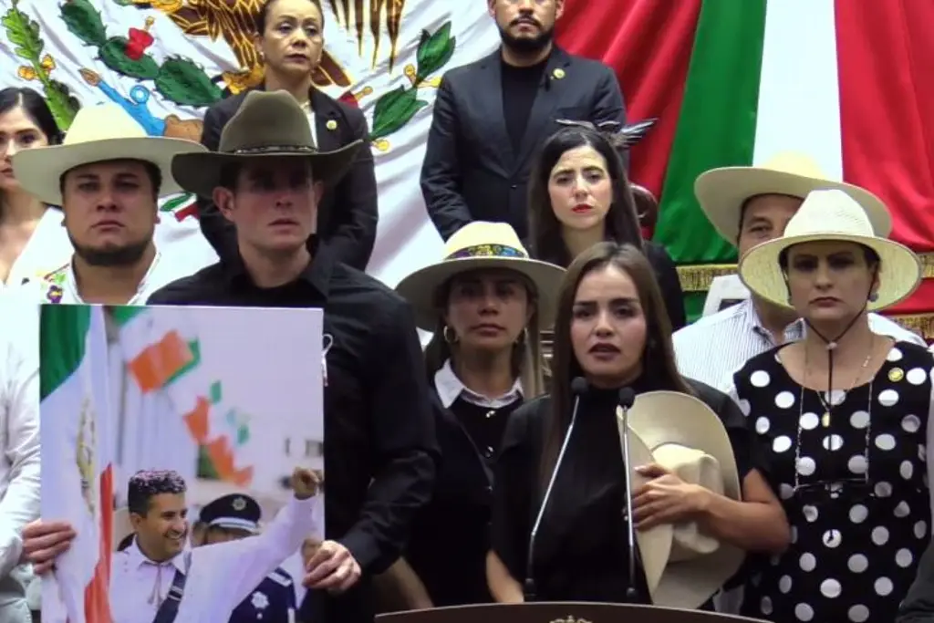 Que triste que apenas voltean a ver a Uruapan, Grecia Quiroz