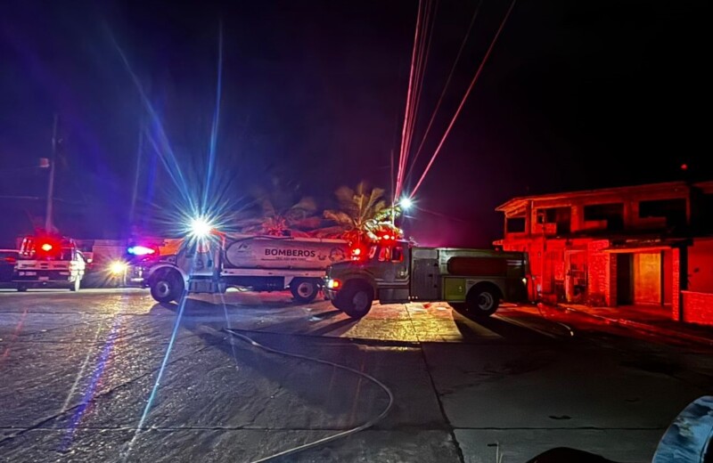 Bomberos logran rescate heroico en Villa Independencia