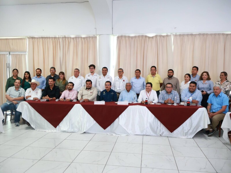 Realizan Reunión Informativa Regional de SEDARPA en beneficio del sector agropecuario