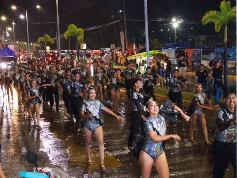 Segundo Recorrido del Carnaval Martínez de la Torre 2026, todo un éxito