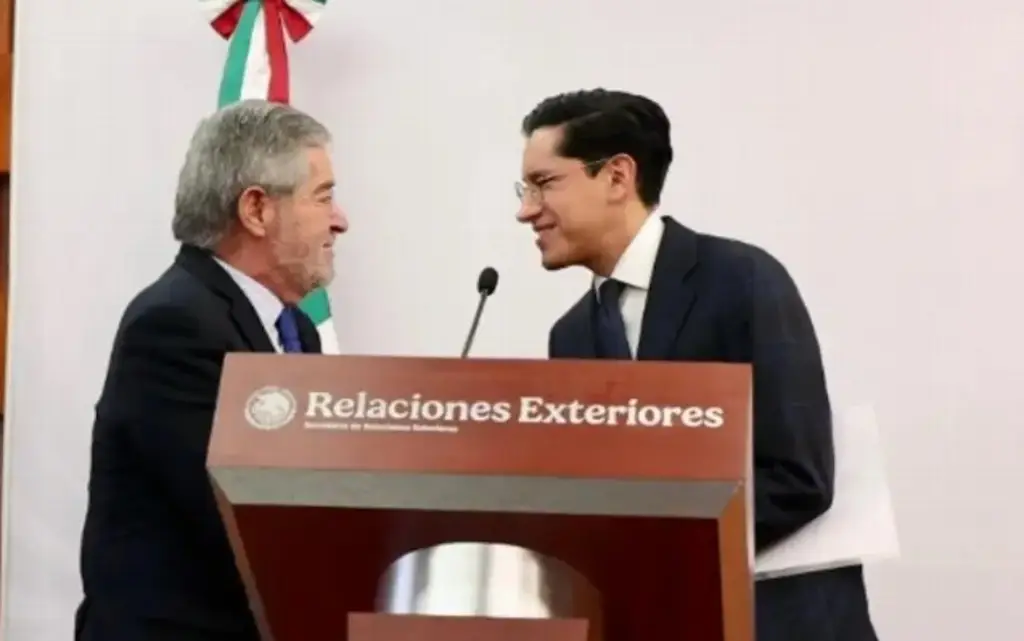 Colectivos LGBT+ celebran llegada de Roberto Velasco como titular de la SRE