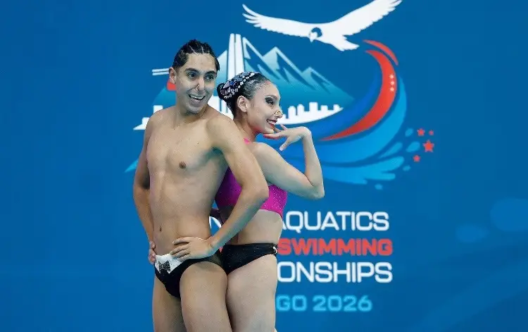 México gana medalla de oro en Campeonato de Natación Artística