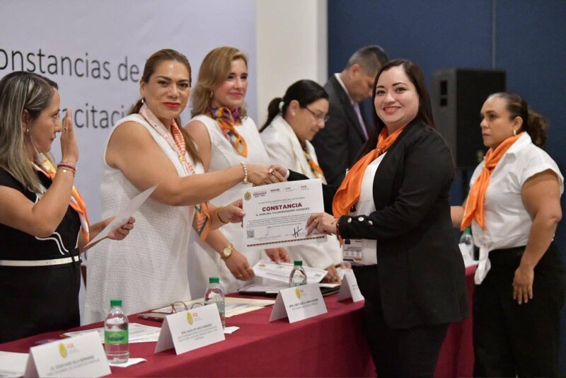 𝗙𝗶𝘀𝗰𝗮𝗹𝗶́𝗮 𝗚𝗲𝗻𝗲𝗿𝗮𝗹 𝗱𝗲𝗹 𝗘𝘀𝘁𝗮𝗱𝗼 𝗿𝗲𝗮𝗹𝗶𝘇𝗮 𝗰𝗲𝗿𝗲𝗺𝗼𝗻𝗶𝗮 𝗱𝗲 𝗲𝗻𝘁𝗿𝗲𝗴𝗮 𝗱𝗲 𝗰𝗼𝗻𝘀𝘁𝗮𝗻𝗰𝗶𝗮𝘀 𝗱𝗲𝗹 𝗽𝗿𝗼𝗴𝗿𝗮𝗺𝗮 “𝗣𝗲𝗿𝘀𝗽𝗲𝗰𝘁𝗶𝘃𝗮 𝗱𝗲 𝗚𝗲́𝗻𝗲𝗿𝗼 𝗽𝗮𝗿𝗮 𝗹𝗮 𝗣𝗿𝗼𝗰𝘂𝗿𝗮𝗰𝗶𝗼́𝗻 𝗱𝗲 𝗝𝘂𝘀𝘁𝗶𝗰𝗶𝗮”
