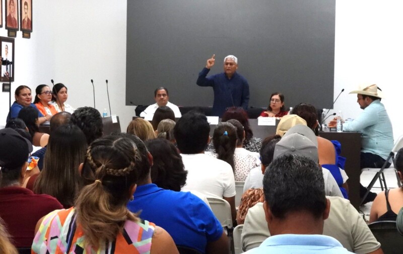 Cabildo de Martínez de la Torre, enfocado en la atención y bienestar social