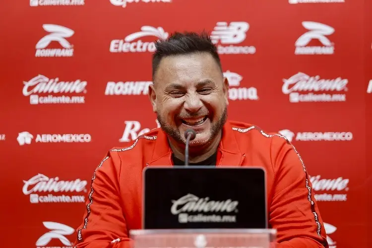 El ‘Turco’ Mohamed ya no piensa en dirigir a la Selección Mexicana